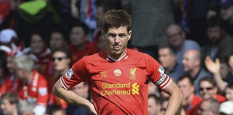 Steven Gerrard, durante un partido con la camiseta del Liverpool