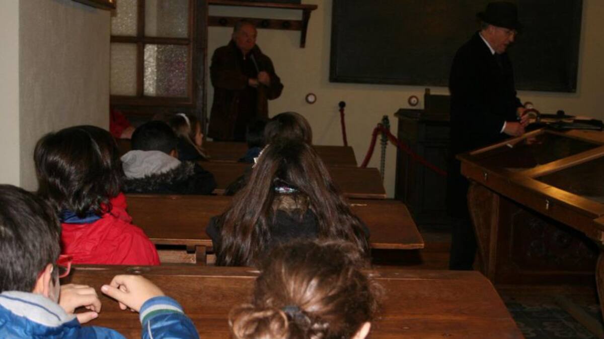 La alcaldesa de La Carolina exige a la Junta una caldera para el CEIP Manuel Andújar
