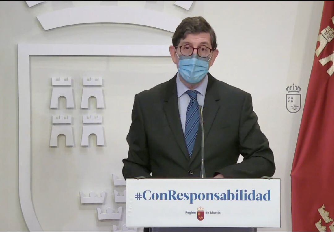 Manuel Villegas, consejero de Salud