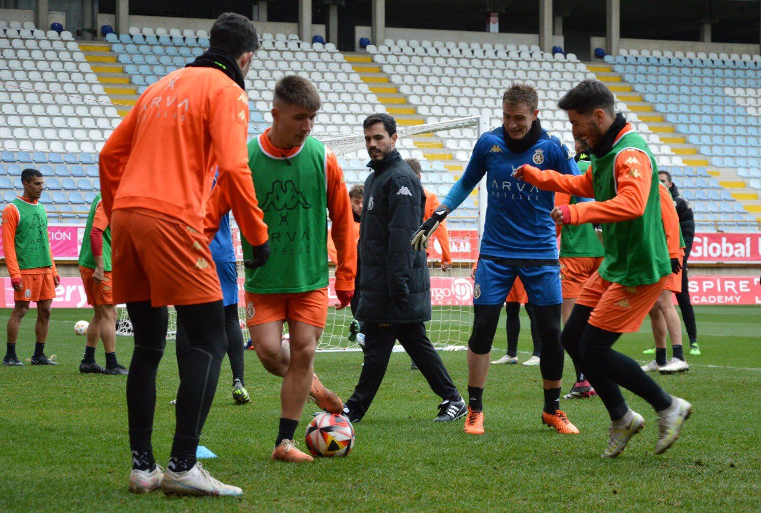 Entrenamiento de la Cultural en el Reino de León.