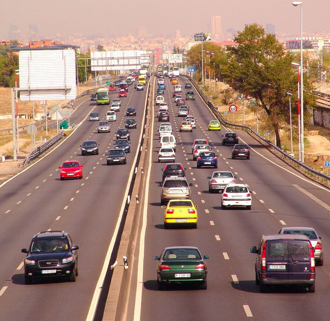 Vehículos por la A-5 saliendo de Alcorcón