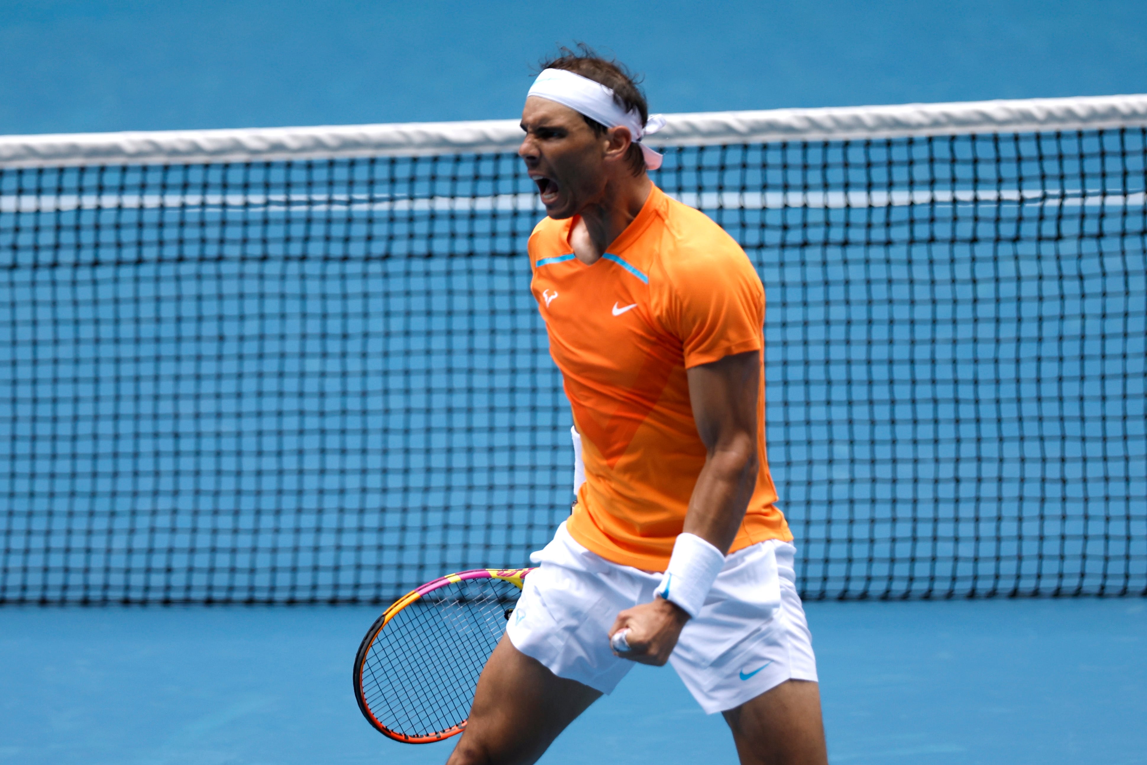 Rafael Nadal celebra un punto contra Jack Draper en la primera ronda del Open de Australia.