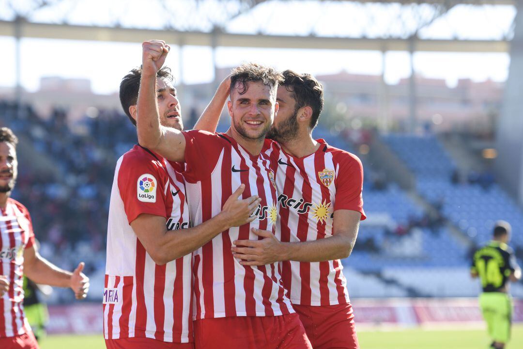 Grande Álvaro Giménez.