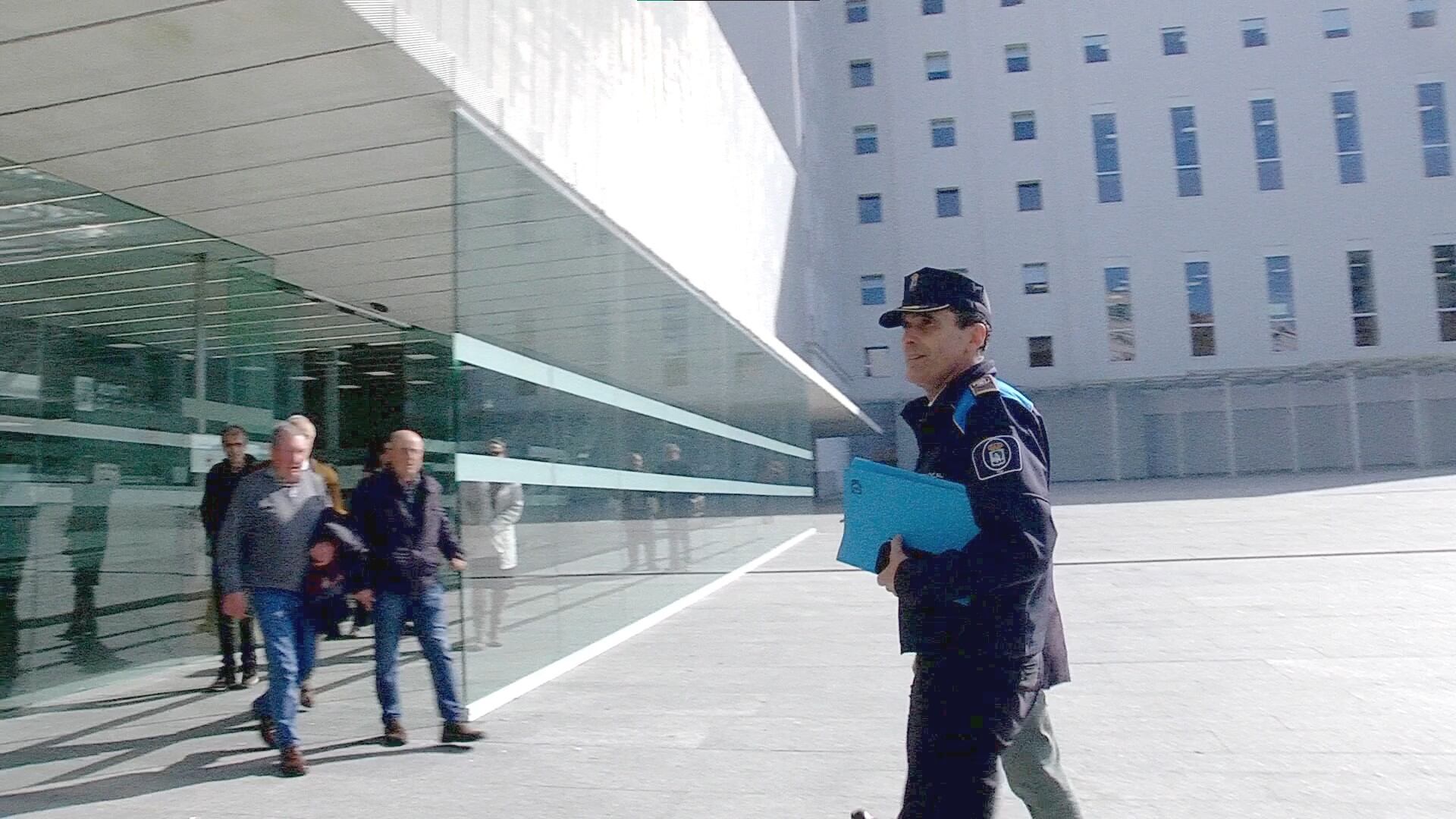 El jefe de la Policía Local de Vigo, Alberto Carballo, a su llegada a Cidade da Xustiza