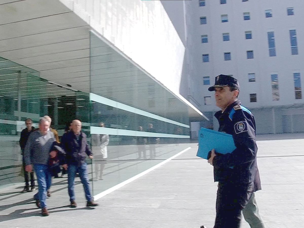 Comparece en los juzgados el jefe de la Policía Local de Vigo por el accidente del Saltamontes