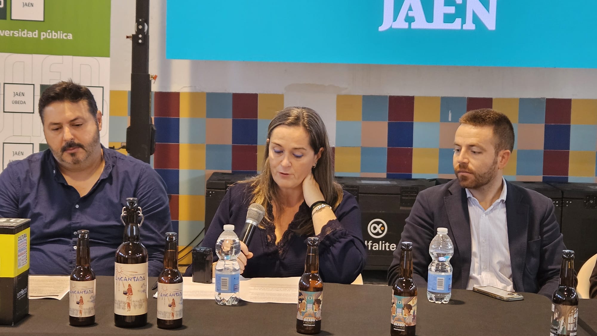 Intervención de la directora de la sucursal de Caja Rural en Bedmar, Paqui Serrano