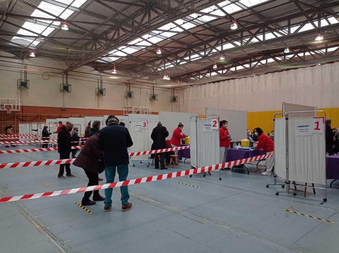 Comienzan hoy las convocatorias de vacunación masiva en las instalaciones del pabellón de Campos Góticos, en Palencia