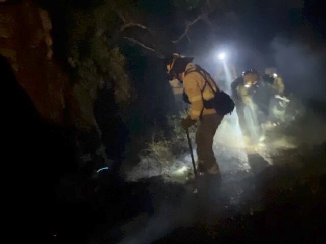 Los vecinos del municipio colaboraron con los componentes del servicio contra incendios de Andalucía