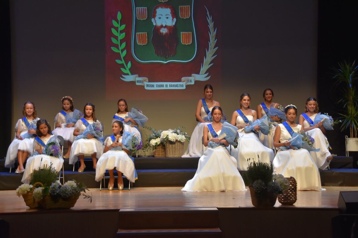 Damas mayores e infantiles de las Fiestas de Barbastro 2022.
