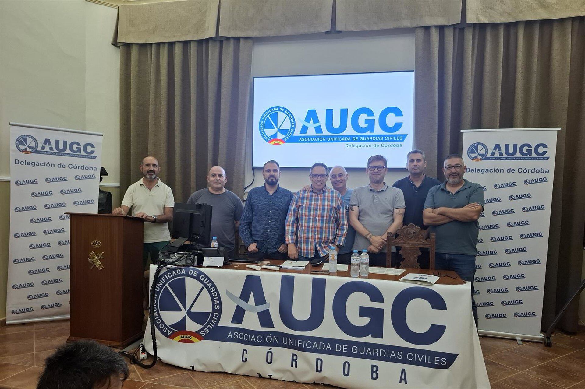 23/10/2025 La Asociación Unificada de Guardias Civiles (AUGC) celebra la asamblea anual..

La Asociación Unificada de Guardias Civiles (AUGC), organización que aglutina a más de la mitad de los agentes destinados en la provincia, ha celebrado en el salón de actos de la Comandancia de la Guardia Civil de Córdoba la asamblea anual, a la que han asistido vocales y afiliados de distintas poblaciones y especialidades, así como representantes federales y nacionales.

POLITICA ANDALUCÍA ESPAÑA EUROPA CÓRDOBA
AUGC
