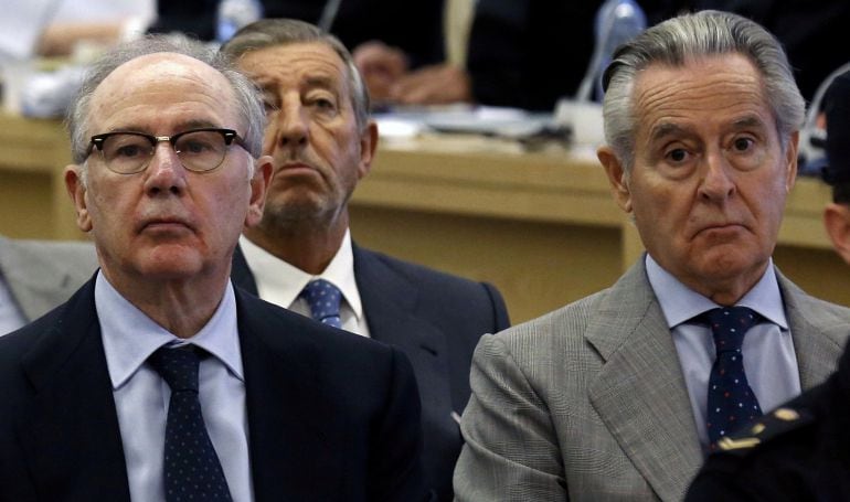 El expresidente de Bankia, Rodrigo Rato y el expresidente de Caja Madrid, Miguel Blesa en el banquillo. 