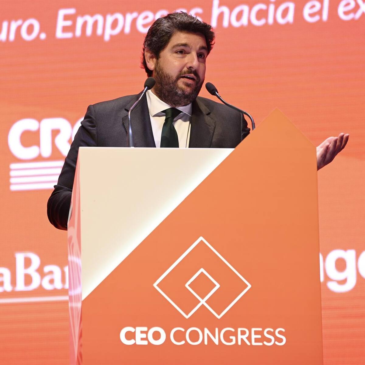 López Miras asegura que los presupuestos regionales de 2025 no contemplan ninguna subida de los impuestos que dependen de la Comunidad Autónoma