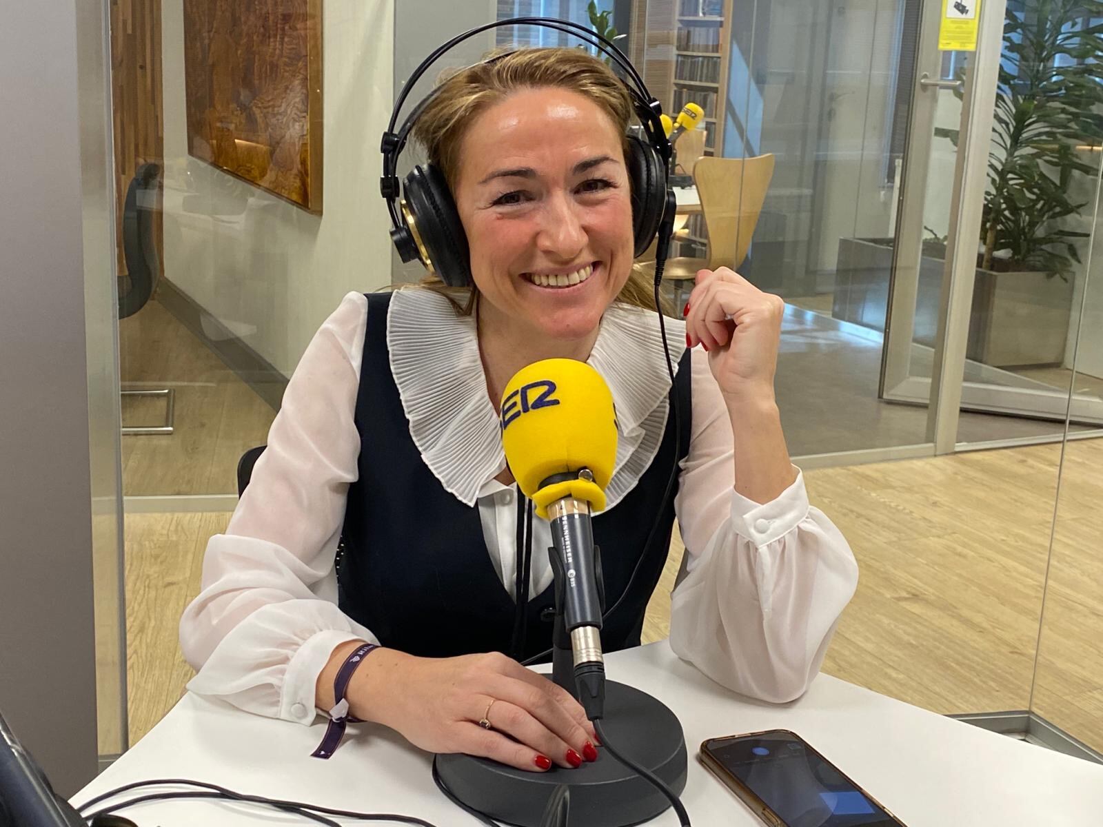 Nuria Peña, en los estudios de la SER