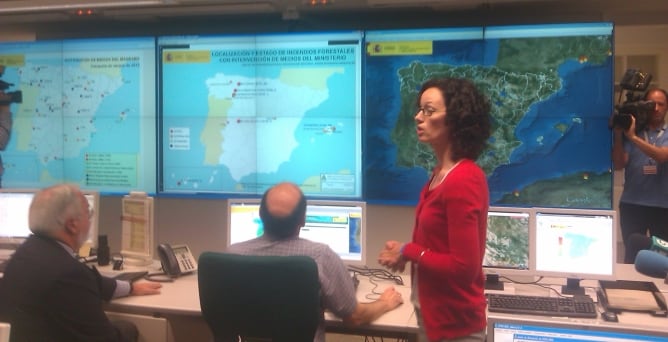 Miguel Arias Cañete, en el Centro de Coordinación de la Información Nacional sobre Incendios Forestales