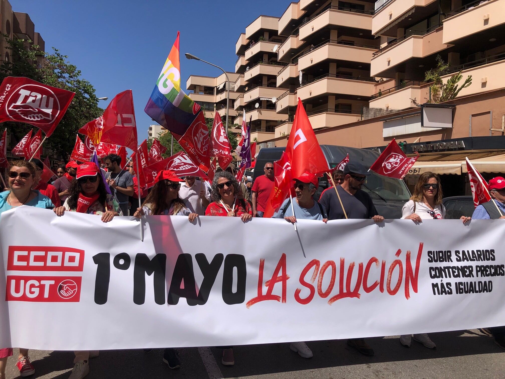 La movilización ha partido de la calle Navarra yha finalizado en el Paseo Vara de Rey
