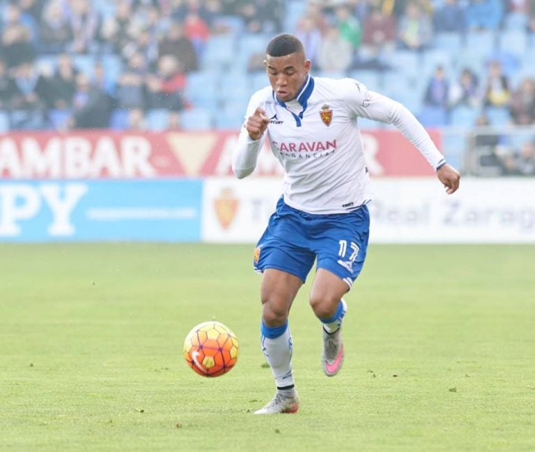 Freddy Hinestroza durante un partido jugado en la Romareda