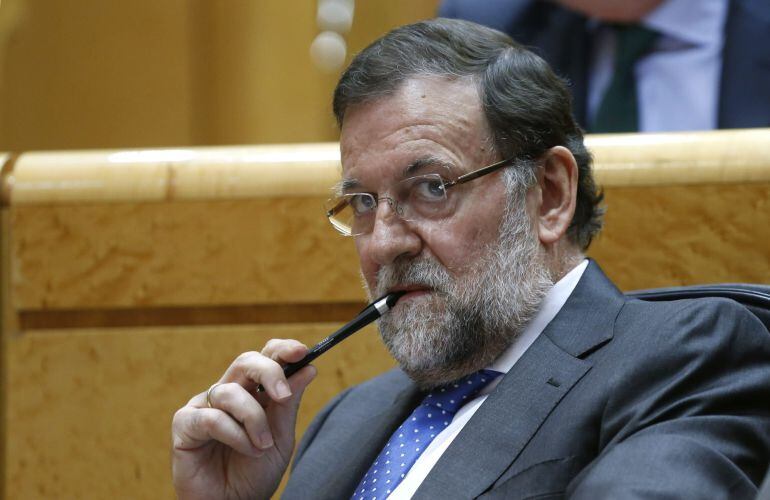 El presidente del Gobierno, Mariano Rajoy, durante el pleno del Senado.