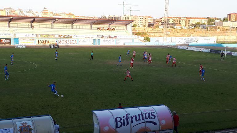 Los últimos minutos fueron decisivos para que el Atlétcico Bembibre no puntuará en Aranda.