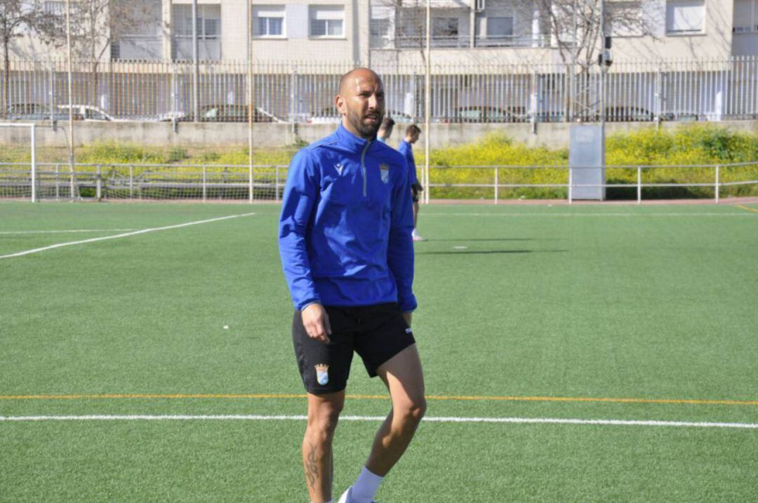 Quirós durante un entrenamiento con el Xerez CD