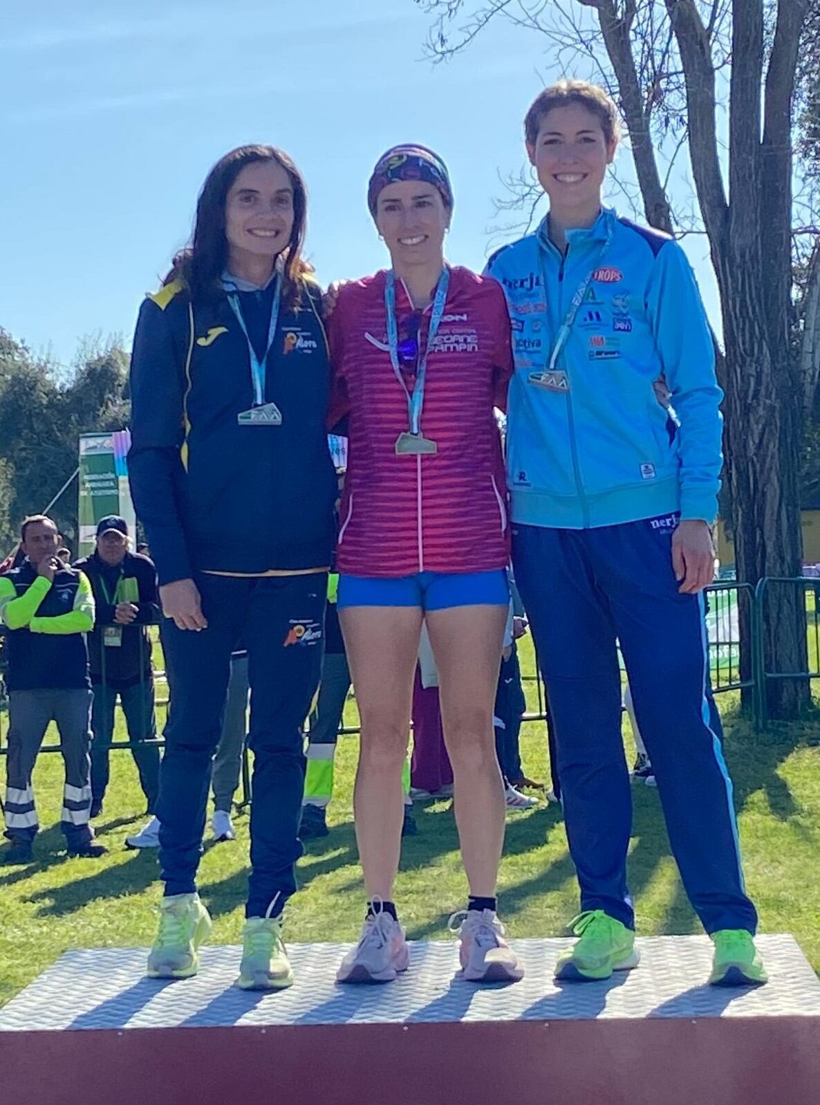 Las ganadoras en el Campeonato de Andalucía de campo a través