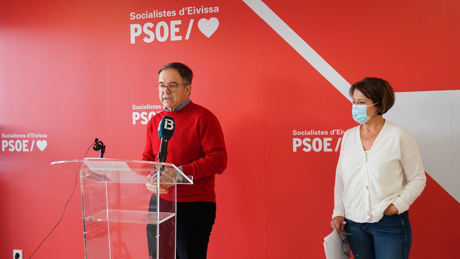 Josep Marí Ribas, líder de la FSE, y la diputada Sofía Hernanz
