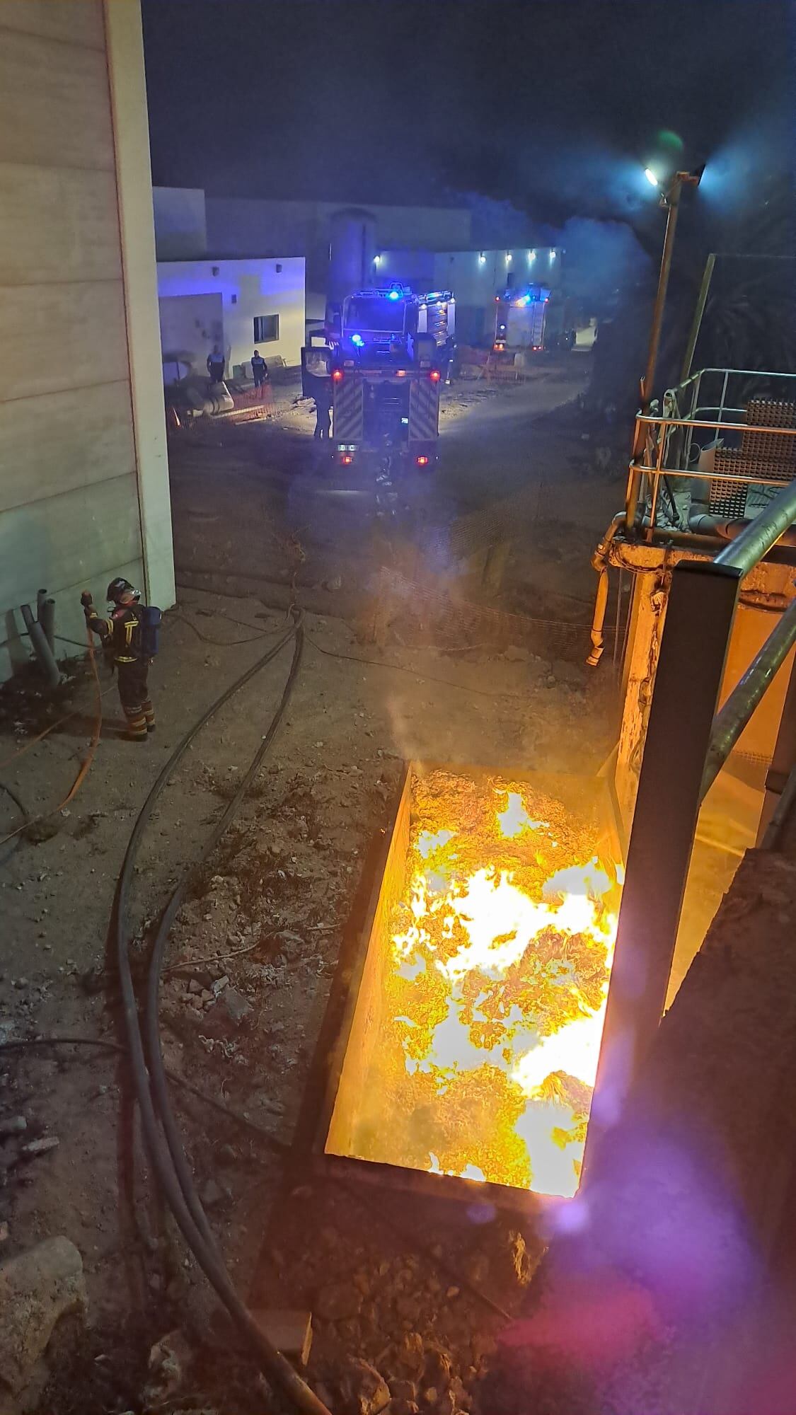 Bañera ardiendo en una vivienda abandonada de Arrecife.