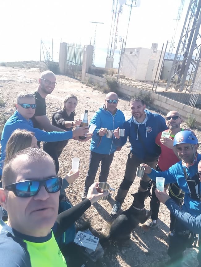 Brindis del CEX en la montaña