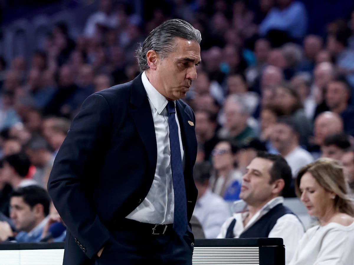 Se repiten los pitos contra Scariolo en el Movistar Arena en el duelo de Euroliga contra la Virtus Bolonia