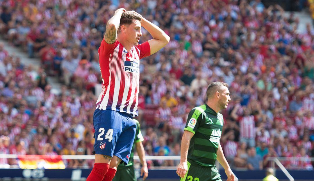 Giménez, durante el partido ante el Eibar en el Wanda Metropolitano