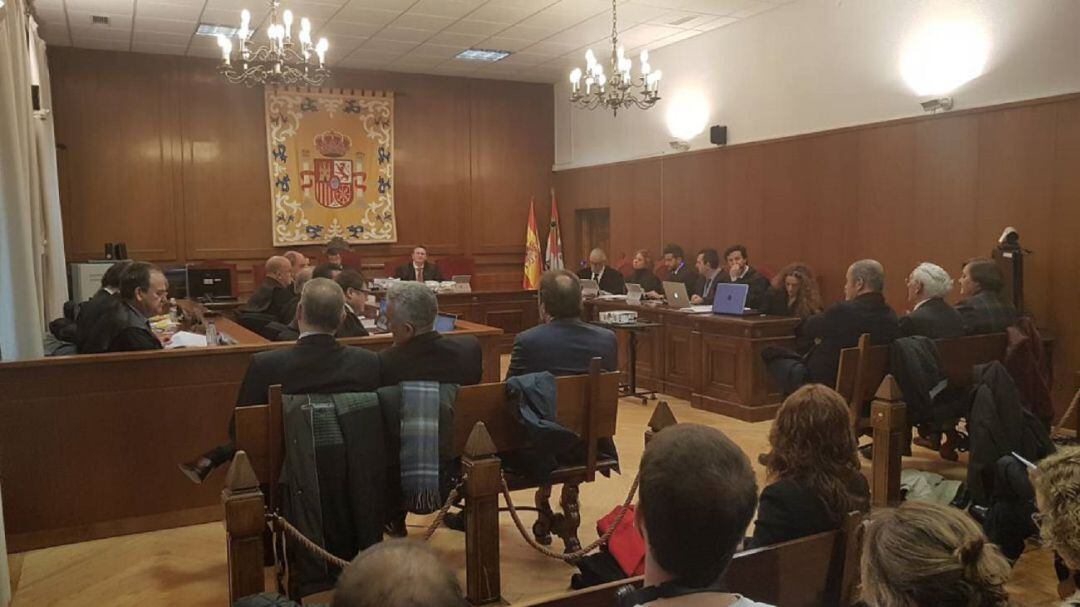 Juicio por las prejubilaciones millonarias de Caja Segovia