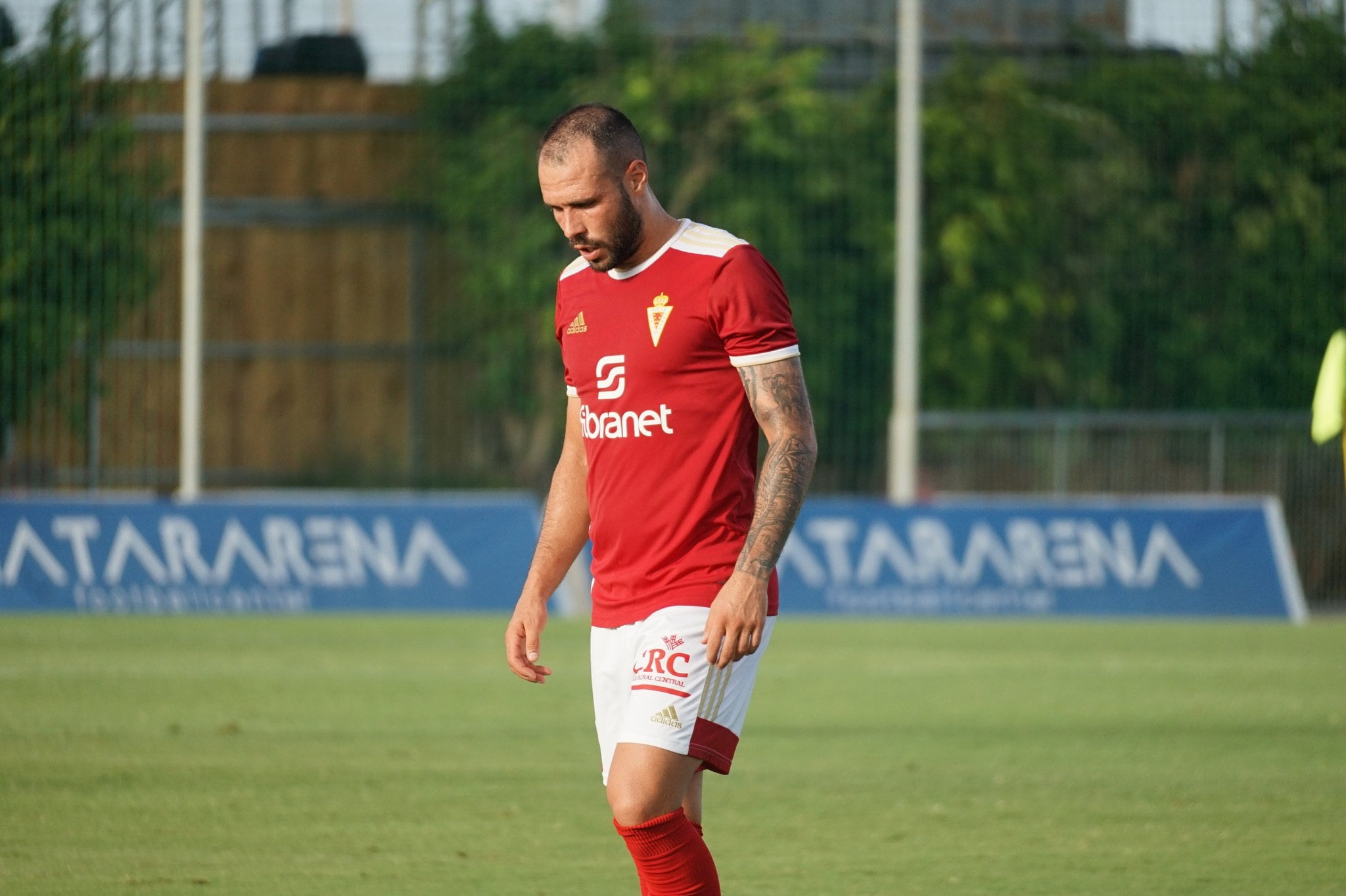 Santi Jara en un amistoso con el Real Murcia