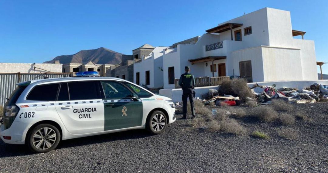 Imagen de archivo de una patrulla de la Guardia Civil en Lanzarote.