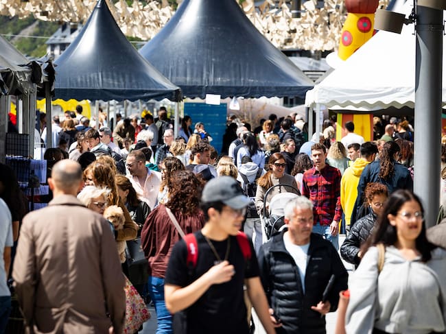 Andorra la Vella ha recuperat la plaça del Poble com epicentre de la diada