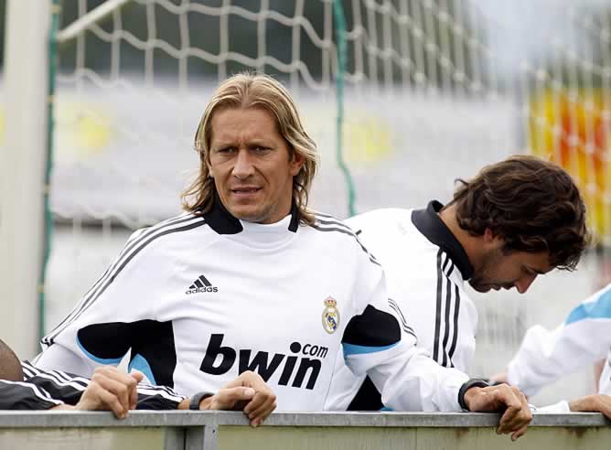 Michel Salgado, durante el entrenamiento en Irdning