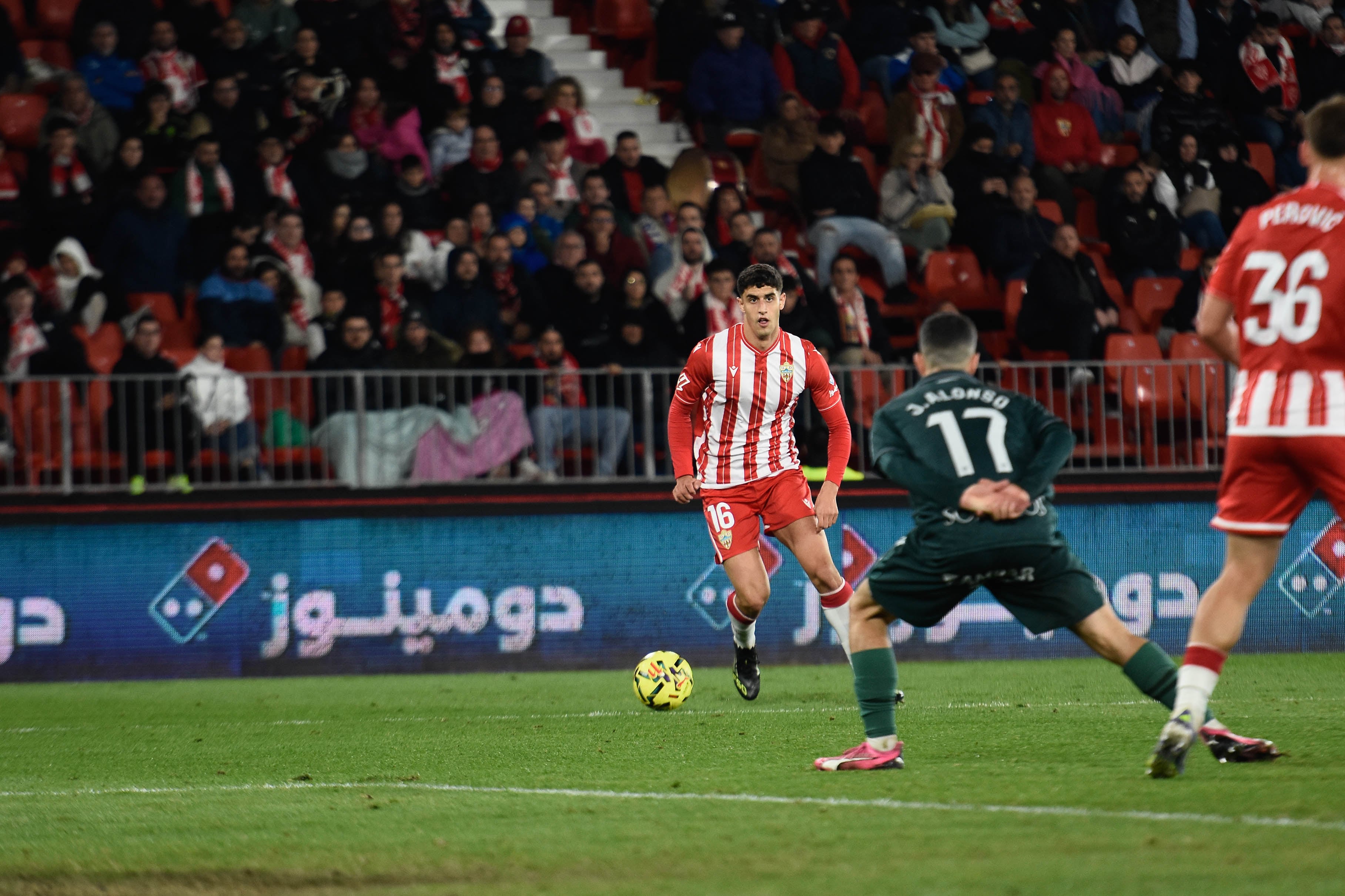Luna pide paso en el Almería.