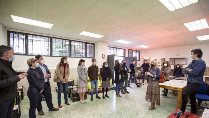 Nuevo punto de reparto de alimentos en Pamplona (06/04/2021)