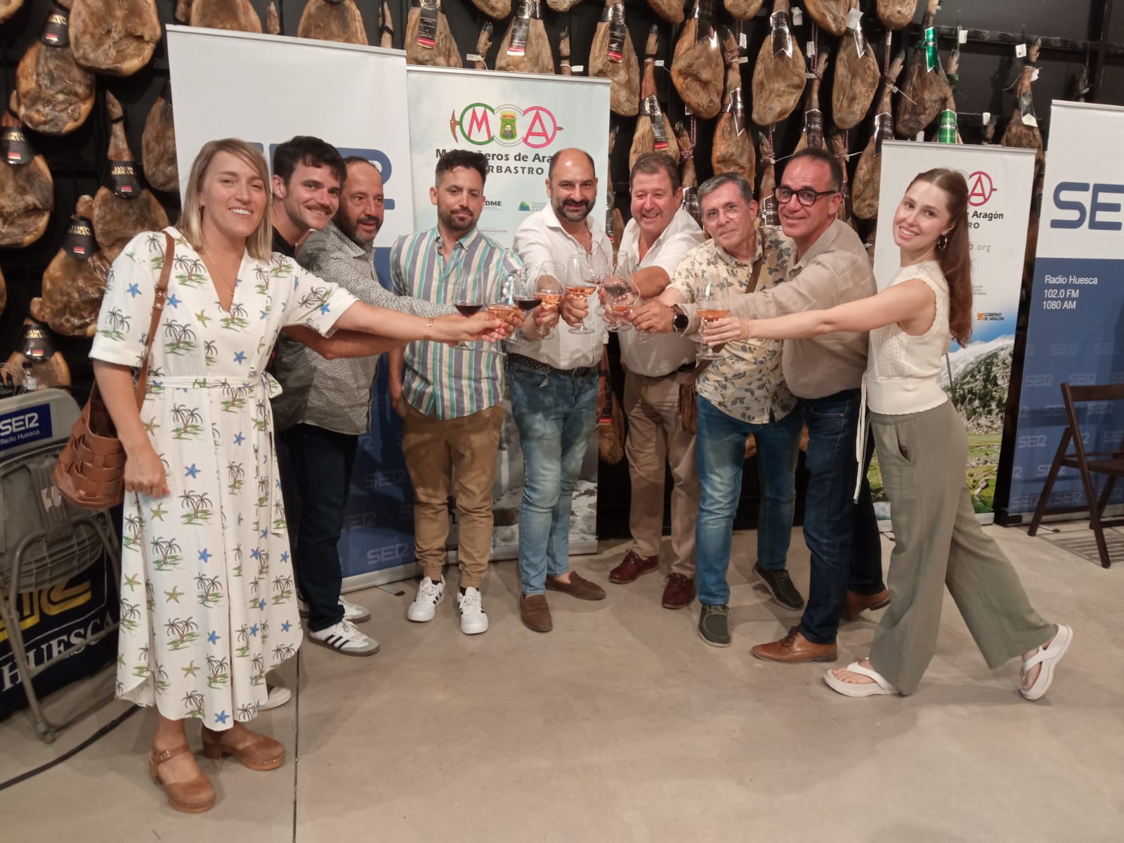 Brindis por el 75 aniversario de Montañeros de Aragón de Barbastro