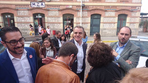 José Manuel Franco, secretario general del PSOE de Madrid, en el centro de la imagen