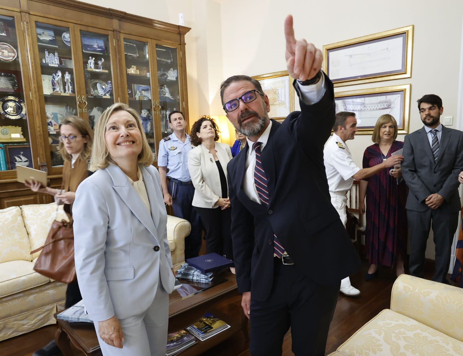 Ángel Mato recibió a Amparo Valcarce en la casa consistorial