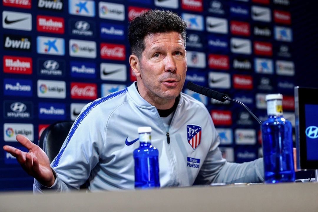 El entrenador del Atlético de Madrid, el argentino Diego Simeone, durante la rueda de prensa posterior al entrenamiento 