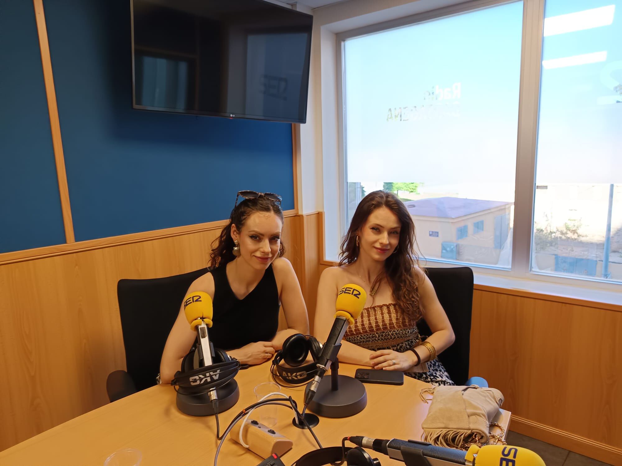 Niedziela y Emily, hermanas Raluy Legacy, quinta generación de la familia, en Hoy por hoy Cartagena.