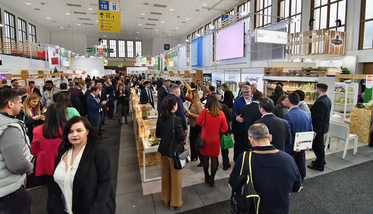 Las cooperativas agroalimentarias de Granada en la feria Fruit Logistica de Berlín (Alemania)