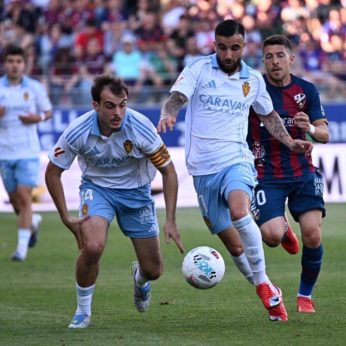 Francho y Rober, en una acción del último partido