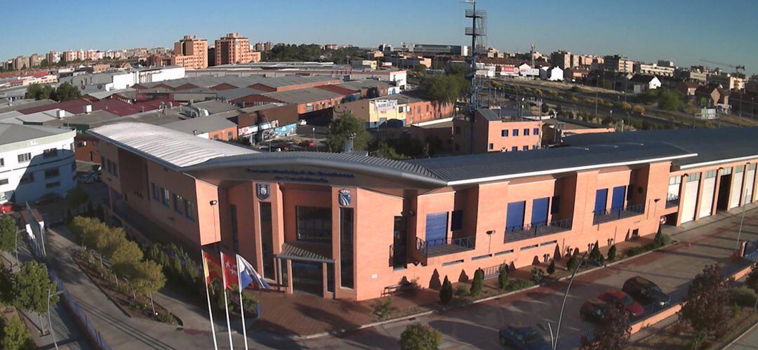 La zona de maniobras del Parque municipal de Bomberos de Fuenlabrada se amplia.