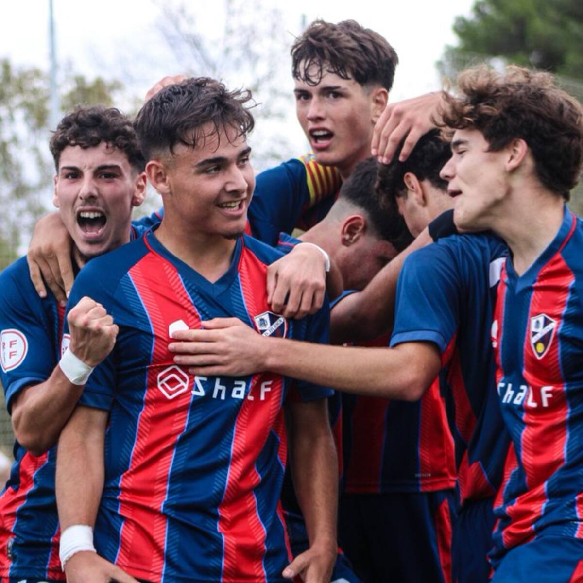 Diego Serrano, entrenador SD Huesca juvenil: "Con jugadores como Ayman e Iker Gil hay que tener paciencia"