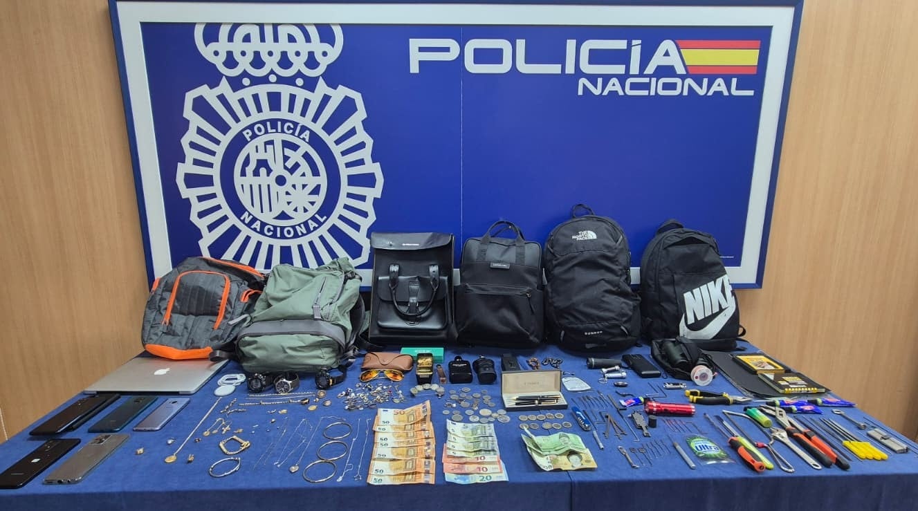Material decomisado por la Policía Nacional