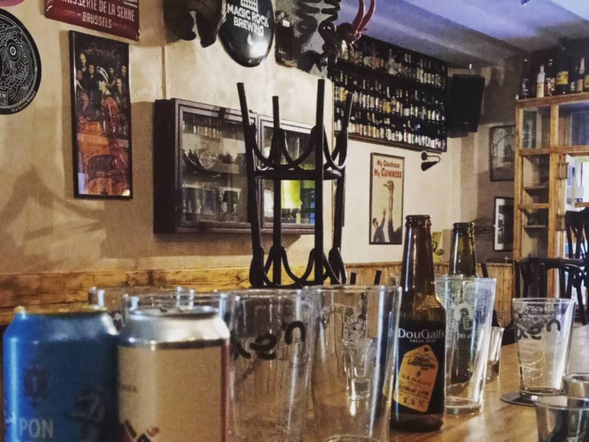 "Hemos pasado a la incoherencia: ahora podéis abrir y ahora no"