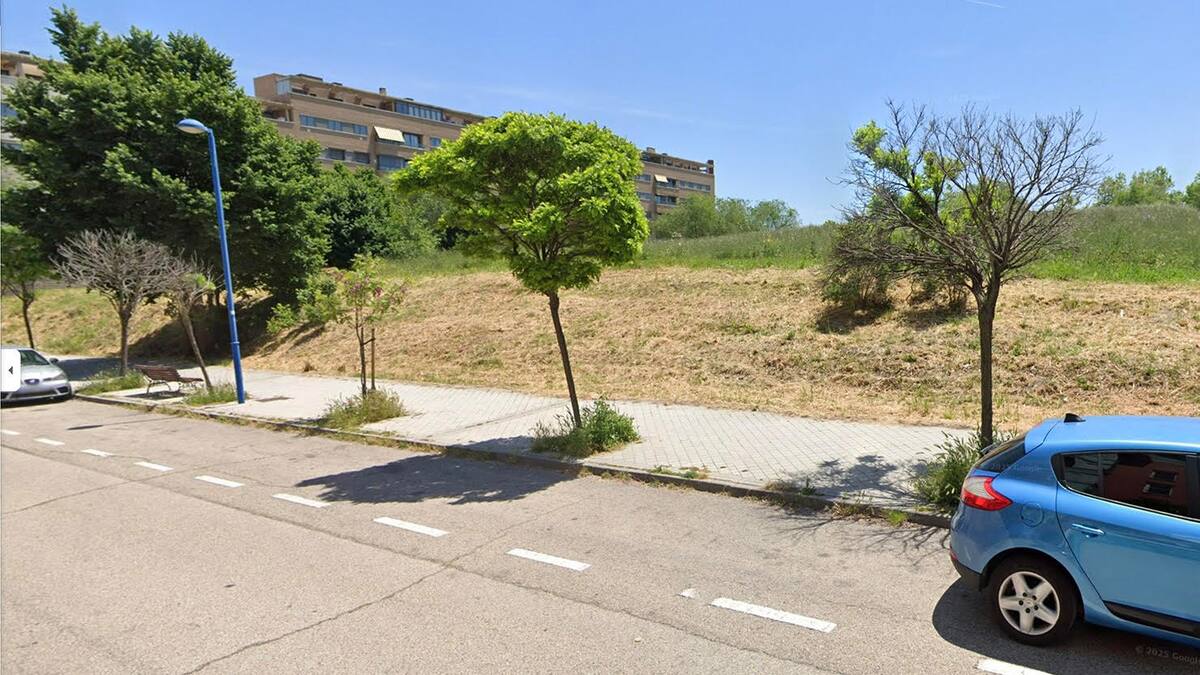 El alcalde de Leganés, Miguel Ángel Recuenco, valora la cesión de la parcela para el nuevo instituto de la ciudad