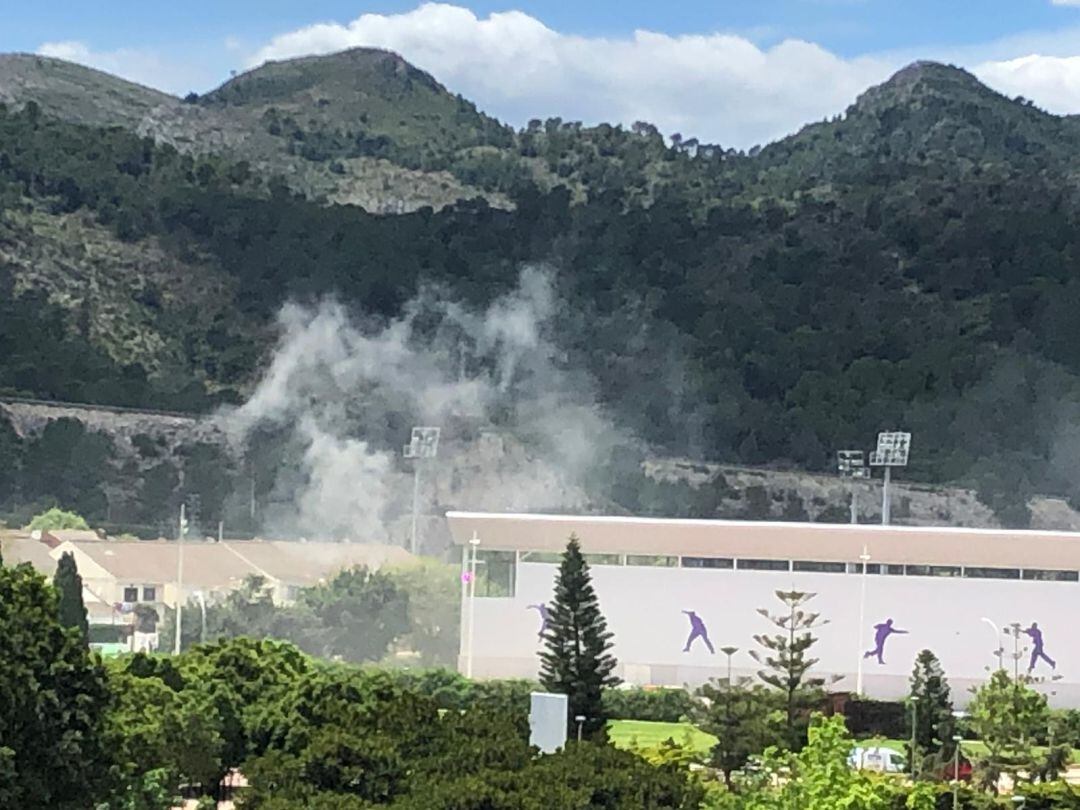 Incendio de una vivenda de Benirredrà junto al Trinquet de Gandia