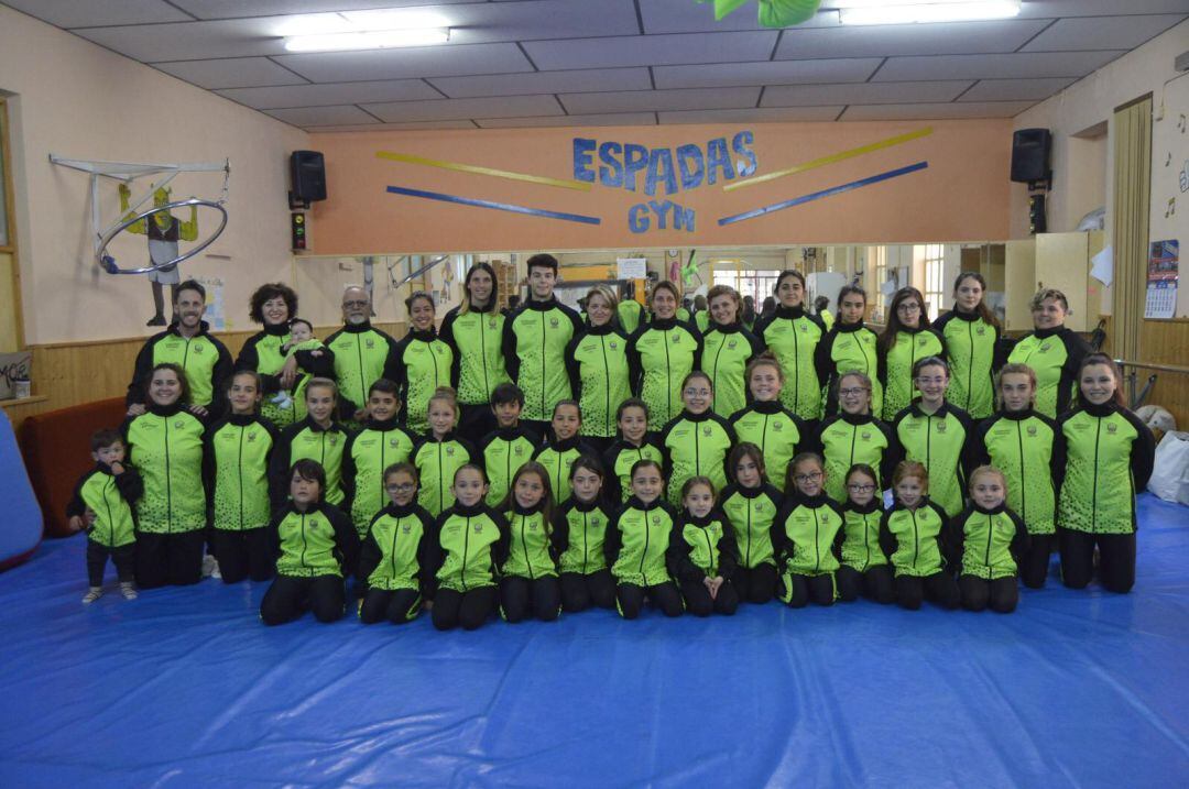 El equipo del Gimnasio Espadas de Elda vuelve a un Campeonato de España